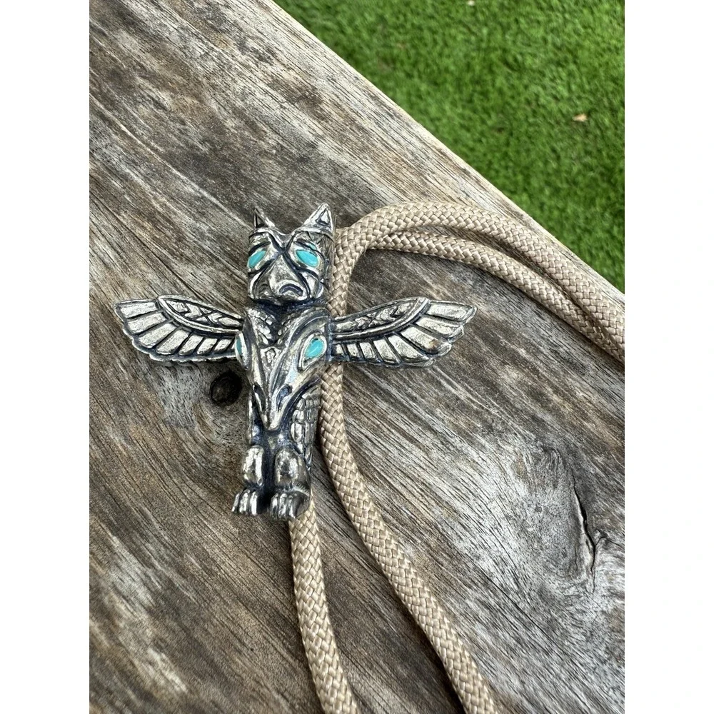 VTG SILVER TONE TOTEM TURQUOISE SOUTHWESTERN BOLO‎ NAVAJO ETCHED TIPS